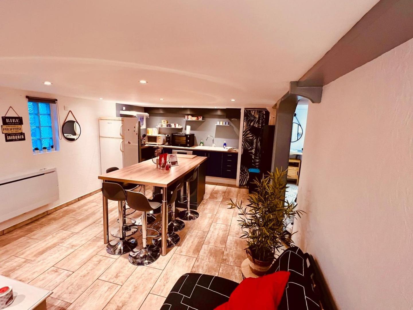 Apartmán Le Camille Charming With Garden 5 Min Chu Poitiers Exteriér fotografie